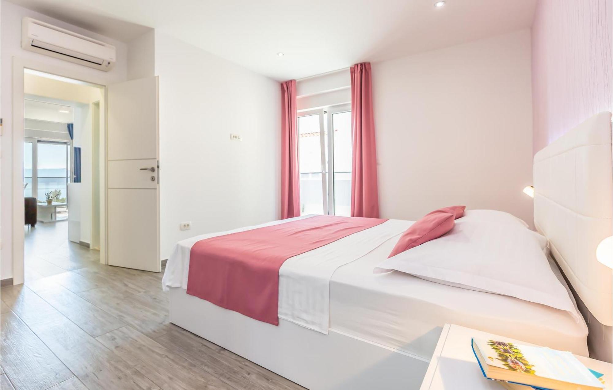 Amazing Apartment In Medici With Kitchen Kutleša Zewnętrze zdjęcie